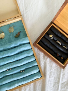 Custom jewelry boxes make thoughtful gifts